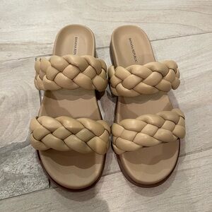 Banana Republic leather slides